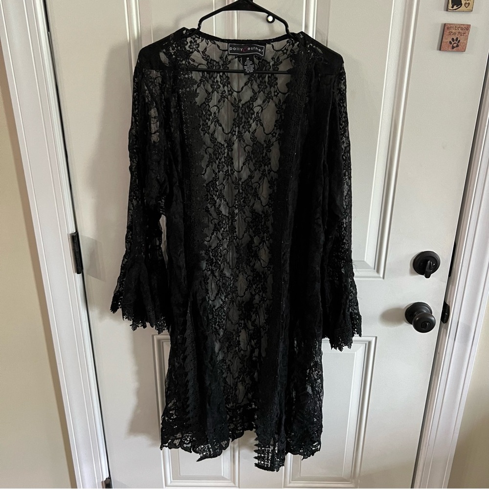Bell sleeve cover up lace detail